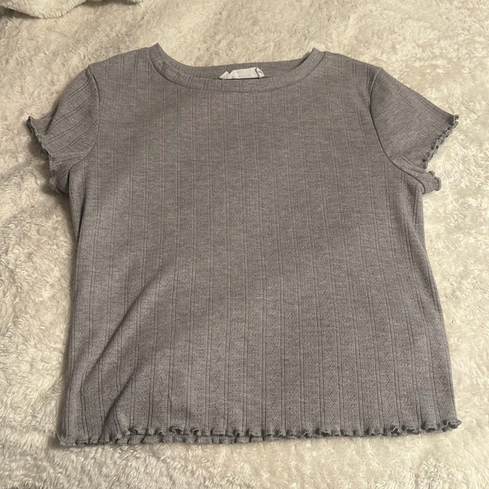 Elodie shirt, size medium, color grey/gray and never worn